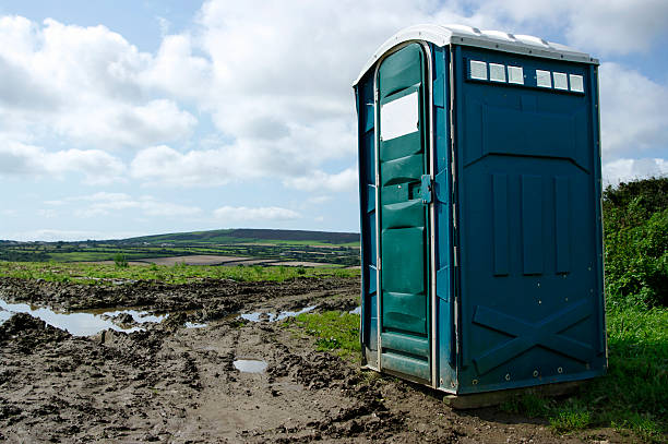 Portable Restroom Setup and Delivery in Stony Point, MI